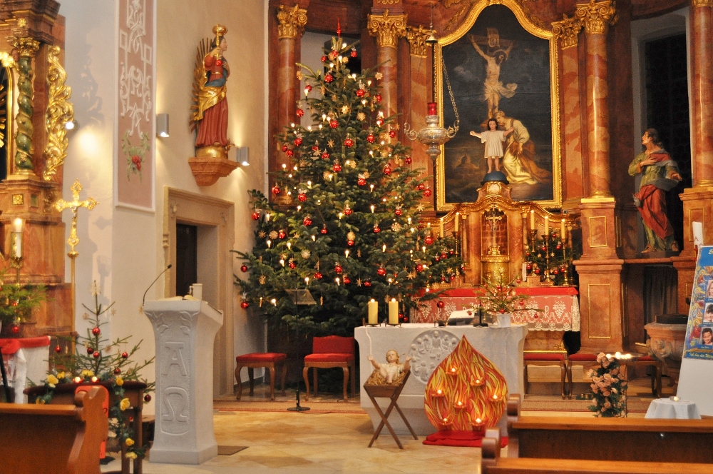 Weihnachtschmuck Pfarrkirche St. Michael2018